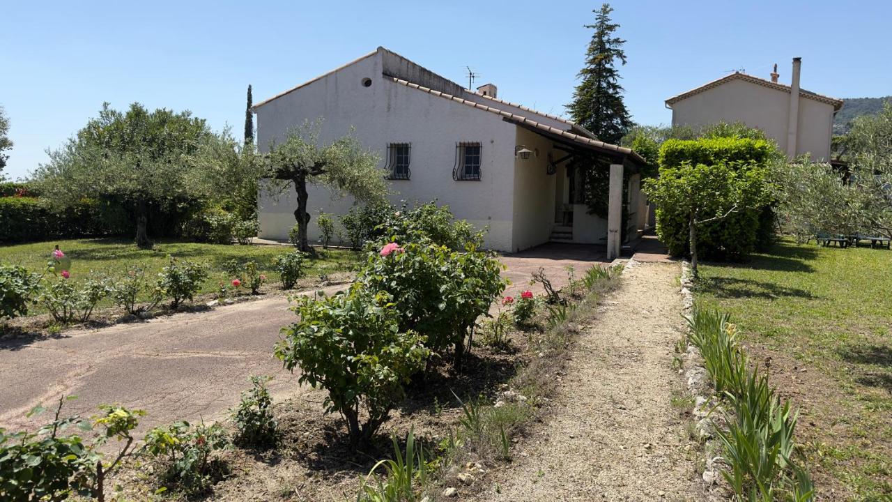 Villa Entiere Au Calme Dans Village Provencal Peymeinade Luaran gambar